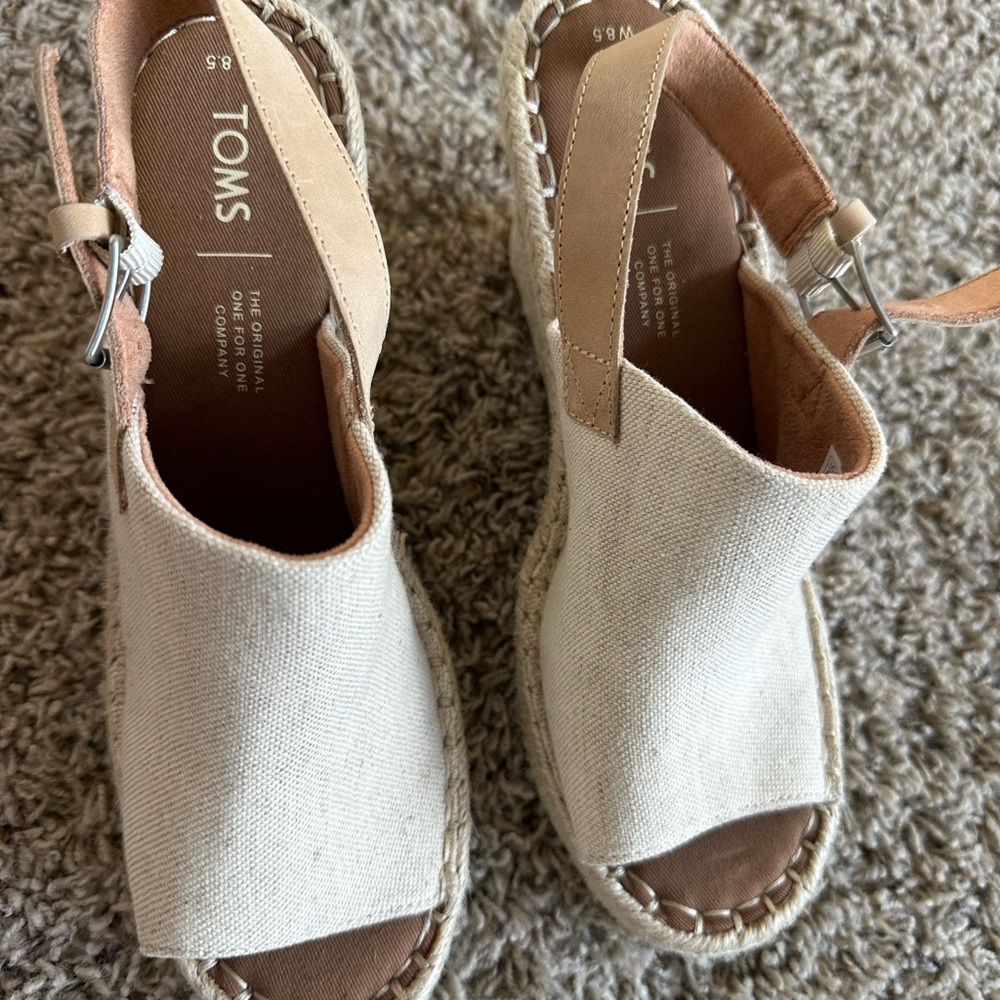 Tom's wedges